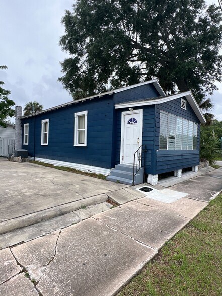 More Photos Of , Ormond Beach Unknown For Sale