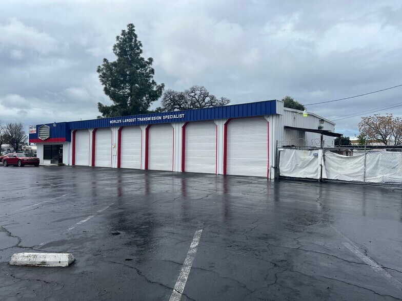 More Photos Of 101 W 16th St, Merced Freestanding For Lease