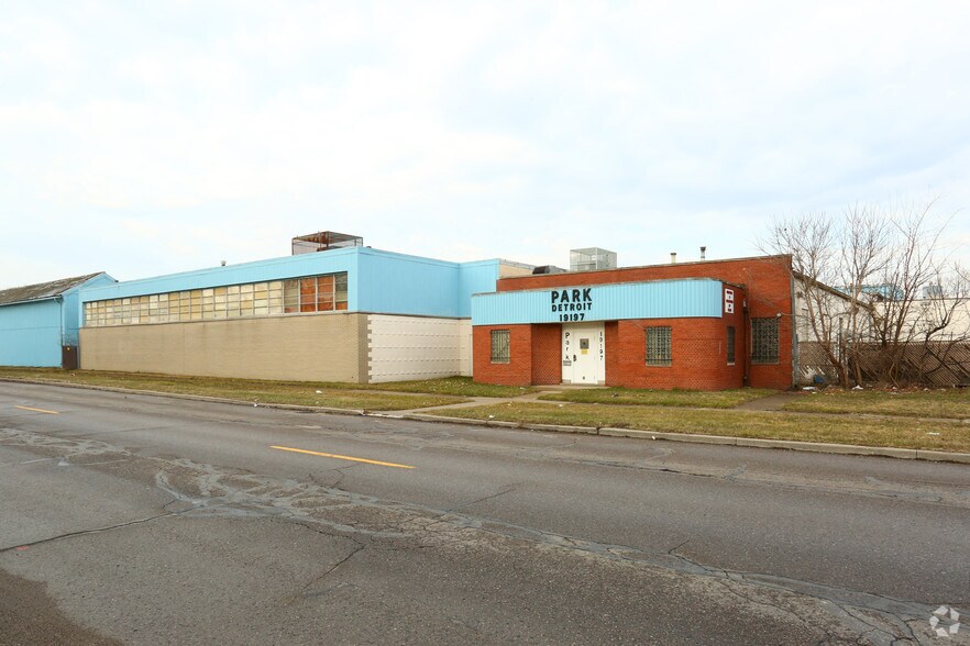 Primary Photo Of 19197 Sherwood St, Detroit Industrial For Sale
