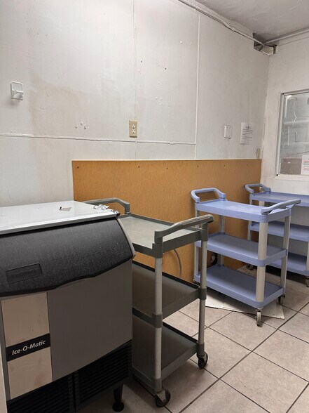 More Photos Of 7722 North Loop Dr, El Paso Specialty For Sale