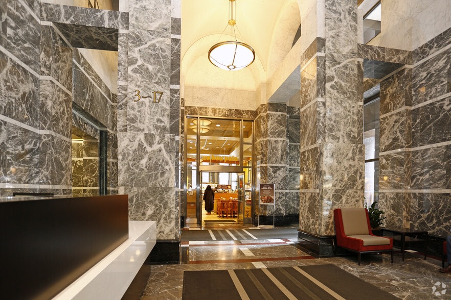 More Photos Of 625 Liberty Ave, Pittsburgh Office For Lease