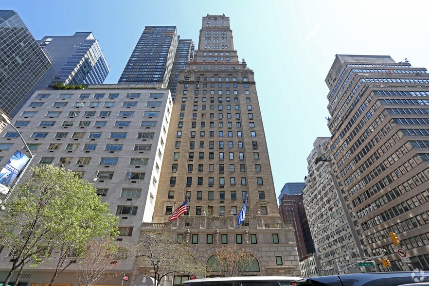 More Photos Of 101-111 E 57th St, New York Apartments For Lease