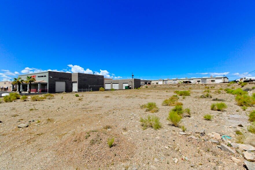 More Photos Of 1755 Kiowa Ave, Lake Havasu City Land For Sale