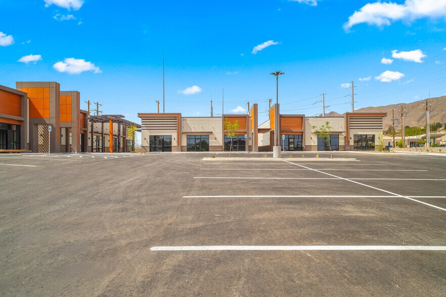 More Photos Of 403 Executive Center Blvd, El Paso Storefront Retail Office For Lease