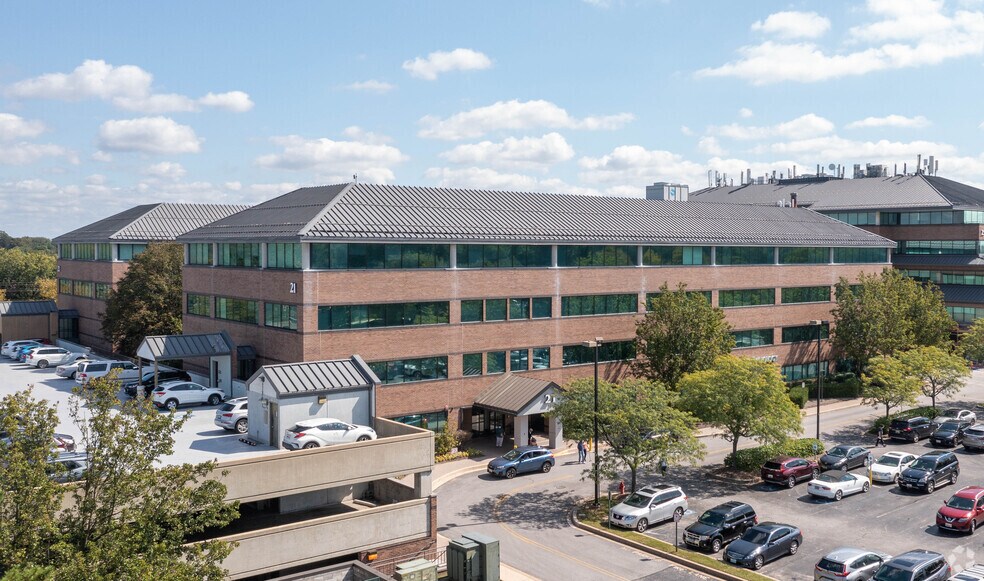 More Photos Of 21 Crossroads Dr, Owings Mills Medical For Lease