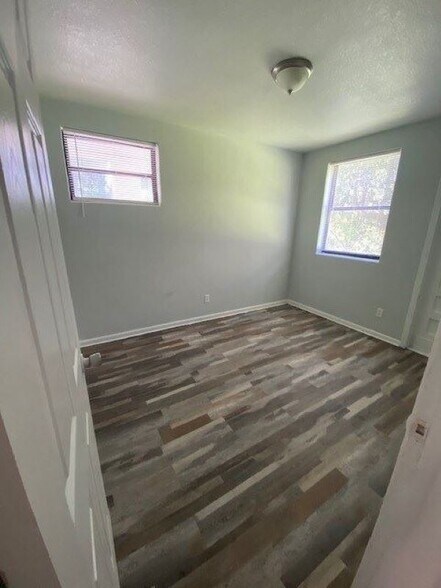 More Photos Of 640 Detroit St, Jacksonville Apartments For Sale