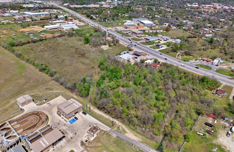 More Photos Of 300 W Highway 290 A, Elgin Land For Sale