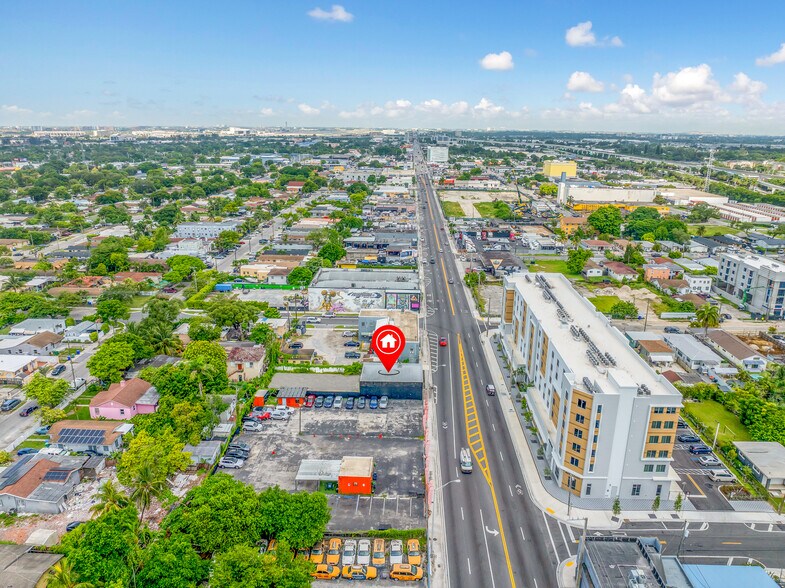 More Photos Of 2284-2286 NW 36th St, Miami Freestanding For Lease