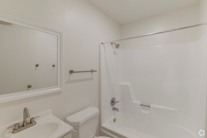 More Photos Of 2223-2255 E Cactus Rd, Phoenix Apartments For Sale