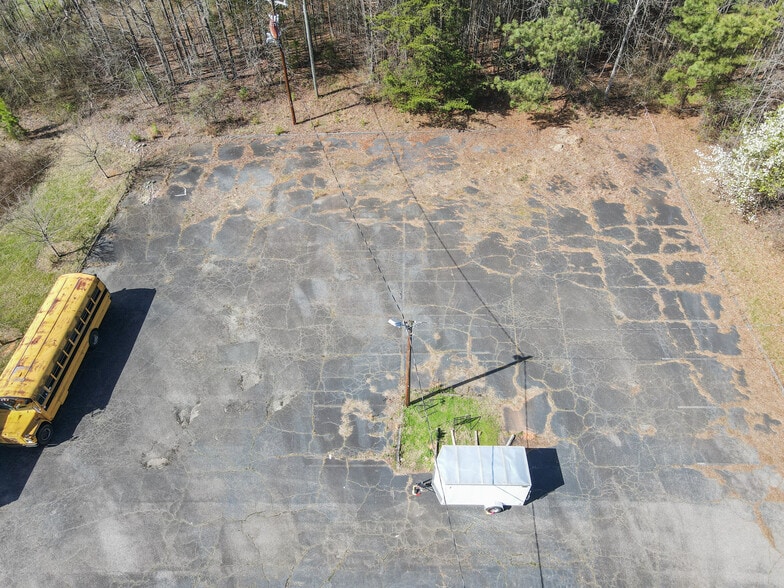More Photos Of 16601 Old Statesville Rd, Huntersville Storefront Retail Office For Sale