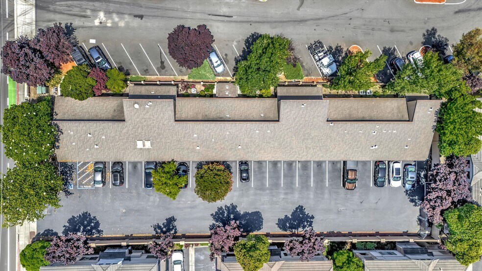 More Photos Of 4138 Dyer St, Union City Medical For Sale
