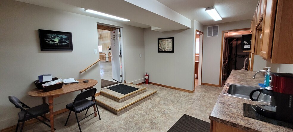 More Photos Of 3101 Vaughn Rd, Great Falls Flex For Sale