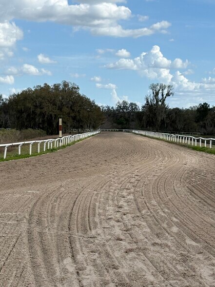 More Photos Of 9400 NW 160th St, Reddick Horse Stables For Sale