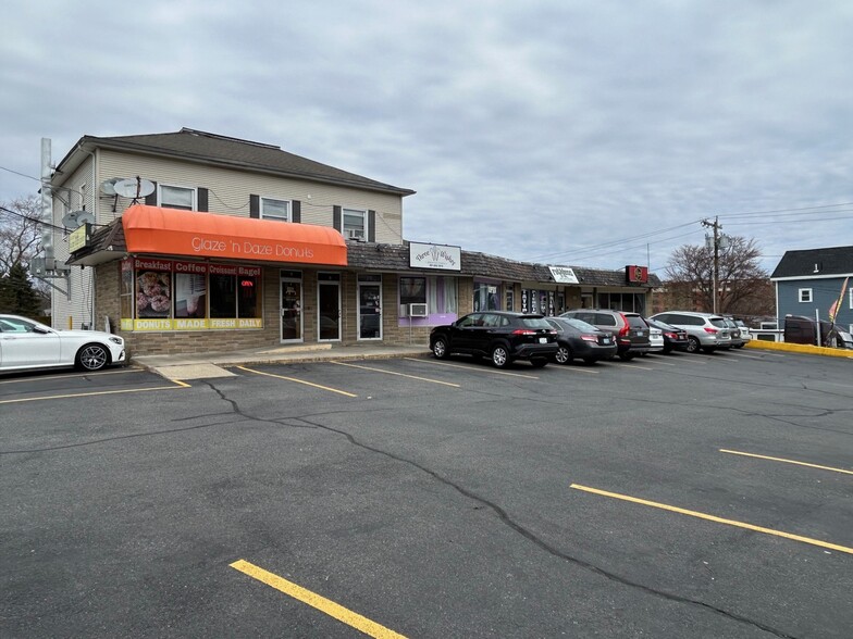 Primary Photo Of 39 Greenville Ave, Johnston Storefront Retail Residential For Sale