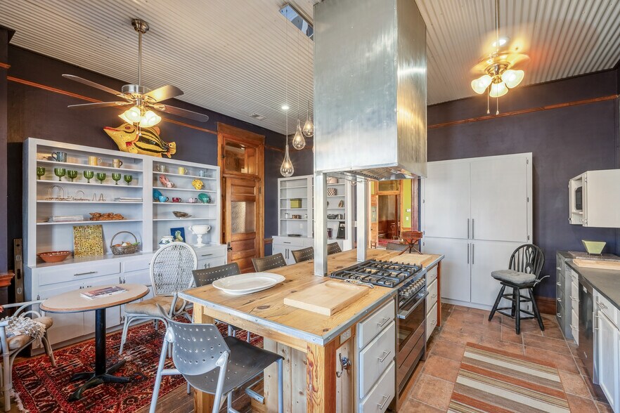 More Photos Of , Las Vegas Unknown For Sale