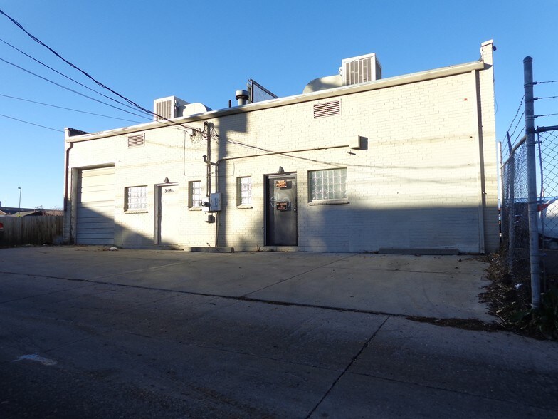 More Photos Of 3188 W Alameda Ave, Denver Warehouse For Sale