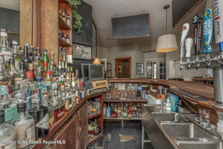 More Photos Of 155 Main St, High Falls Restaurant For Sale