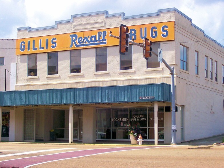 Primary Photo Of 200 State St, Mccomb Office For Lease