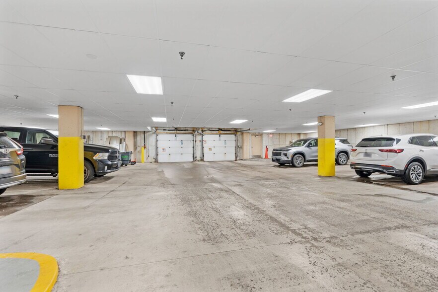 More Photos Of 2775 Blue Water Rd, Eagan Office For Sale