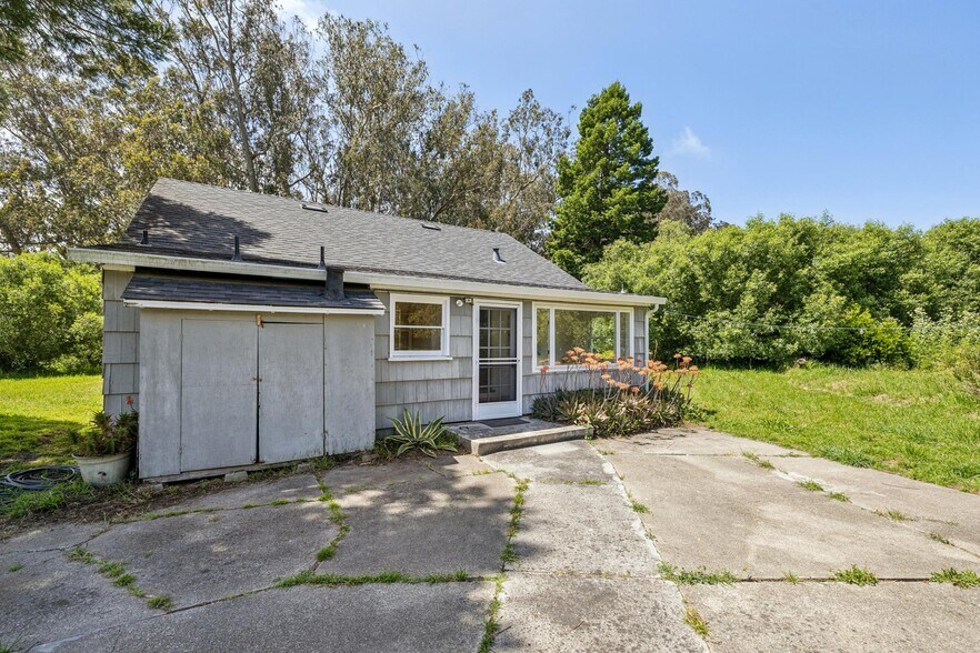 More Photos Of 1650 Stage Rd, Pescadero Specialty For Sale
