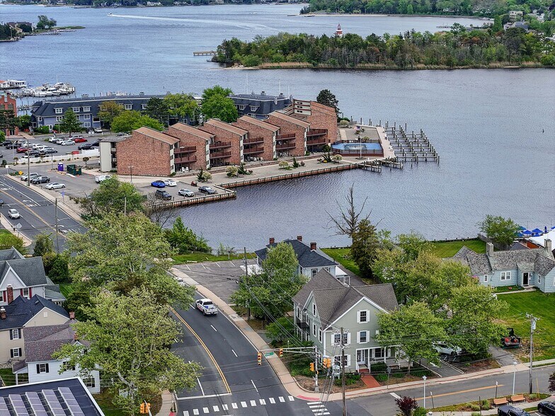 More Photos Of 12 Robbins Pky, Toms River Office For Sale