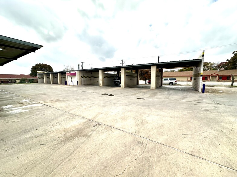 More Photos Of 2550 Goliad Rd, San Antonio Carwash For Sale