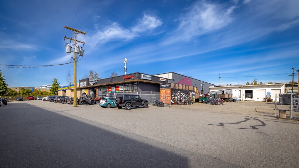 More Photos Of 3057-3059 Grandview Hwy, Vancouver Showroom For Sale