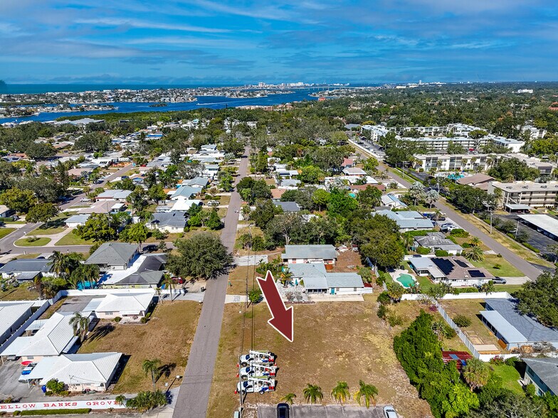 More Photos Of 0 144th St, Largo Land For Sale