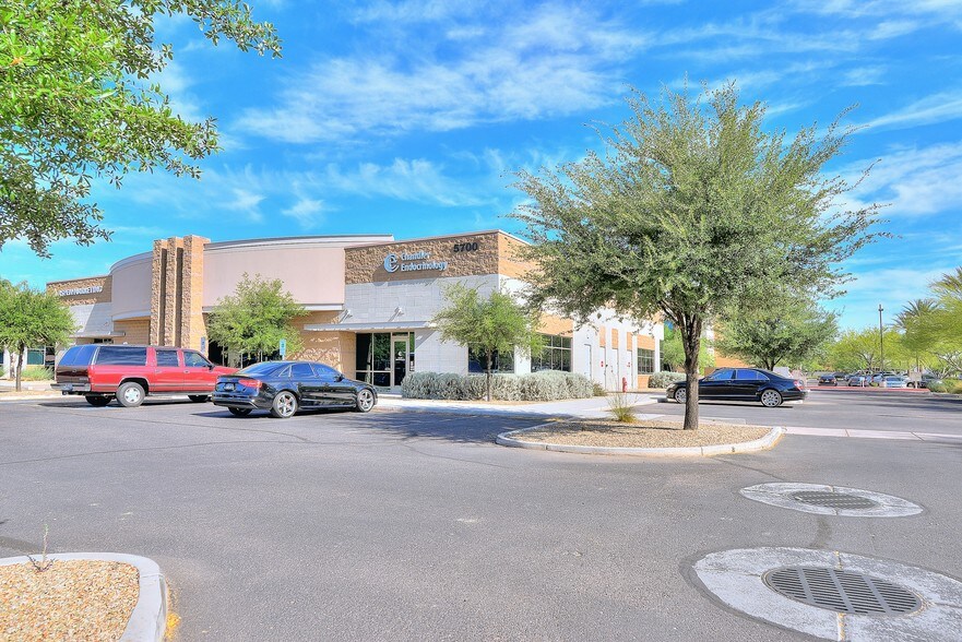 More Photos Of 5700 W Chandler Blvd, Chandler Coworking Space