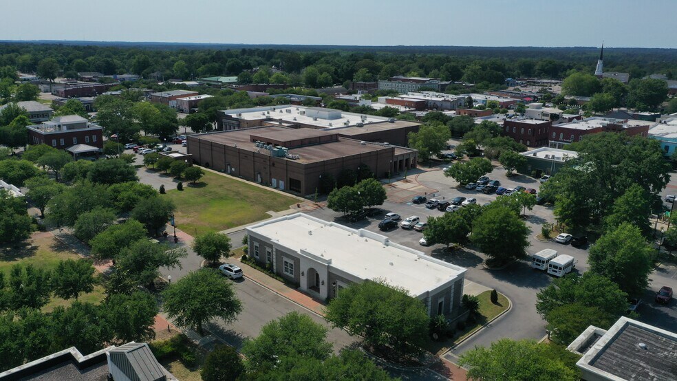 More Photos Of 146 Cargill Way, Hartsville Office For Lease