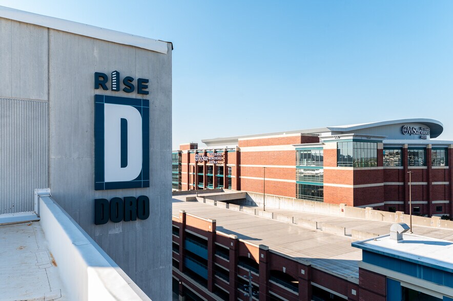 More Photos Of 960 E Adams St, Jacksonville Apartments For Lease