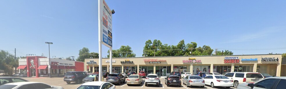 More Photos Of 4307-4321 Lemmon Ave, Dallas General Retail For Lease