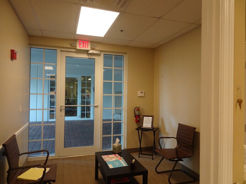 More Photos Of 5300-5350 W Hillsboro Blvd, Coconut Creek Medical For Sale