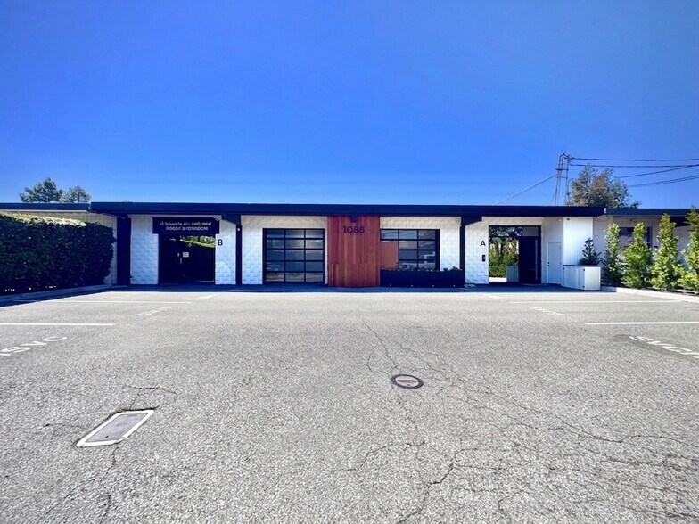 Primary Photo Of 1088 Independence Ave, Mountain View Warehouse For Sale