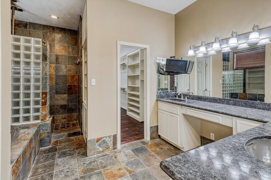 More Photos Of 1607 Bonner St, Houston Specialty For Sale