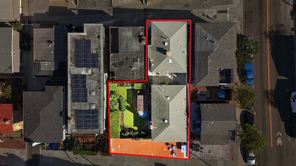 More Photos Of 229 31st St, Manhattan Beach Multifamily For Sale