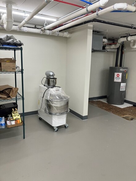 More Photos Of 733 White Plains Rd, Scarsdale Storefront Retail Office For Lease