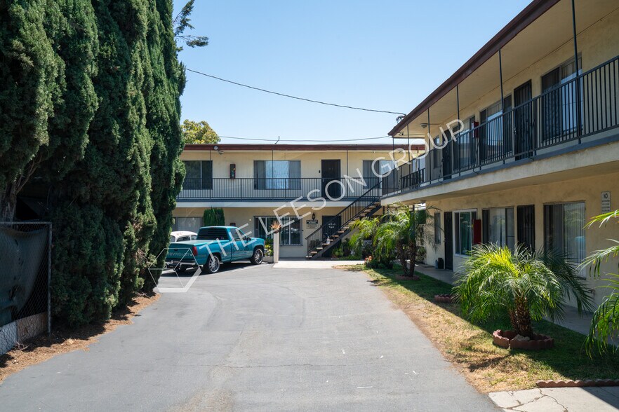 More Photos Of 9040-9042 Ramona St, Bellflower Multifamily For Sale