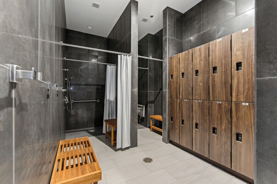 More Photos Of 1333 S Valley Grove Way, Pleasant Grove Office For Lease