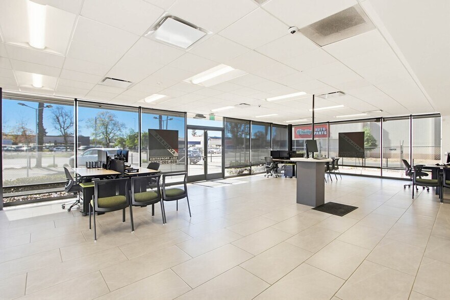 More Photos Of 760-762 W Mission Ave, Escondido Auto Repair For Lease