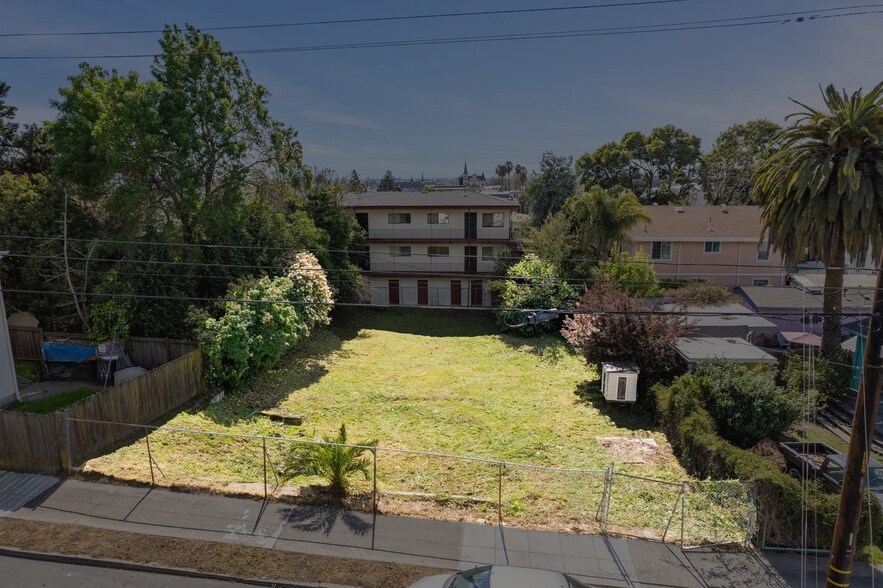 More Photos Of 1127 20th st, Oakland Land For Sale