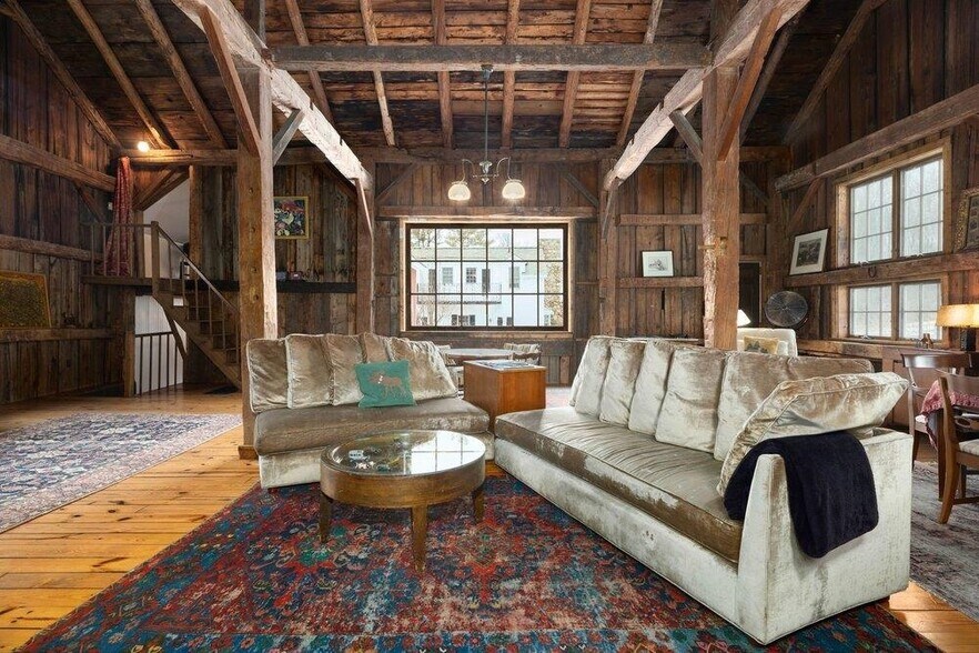 More Photos Of 507 Benson Rd, Manchester Center Specialty For Sale