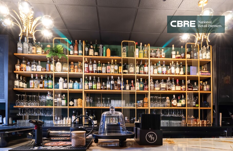 More Photos Of 135 E Main St, Rock Hill Office For Sale