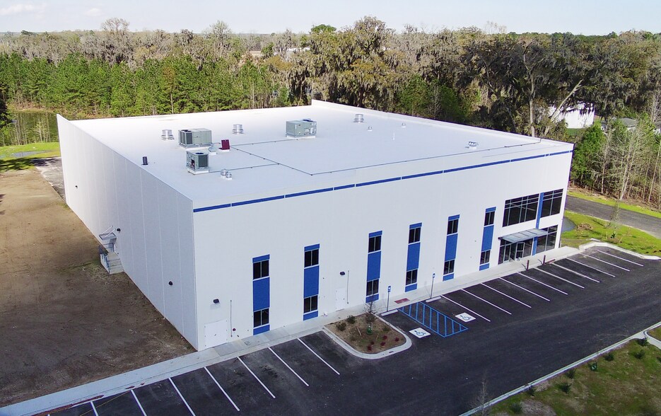 More Photos Of 528 Sunbury Rd, Midway Warehouse For Lease