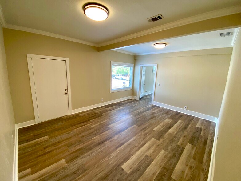 More Photos Of 78 San Marcos St, Austin Office Residential For Lease