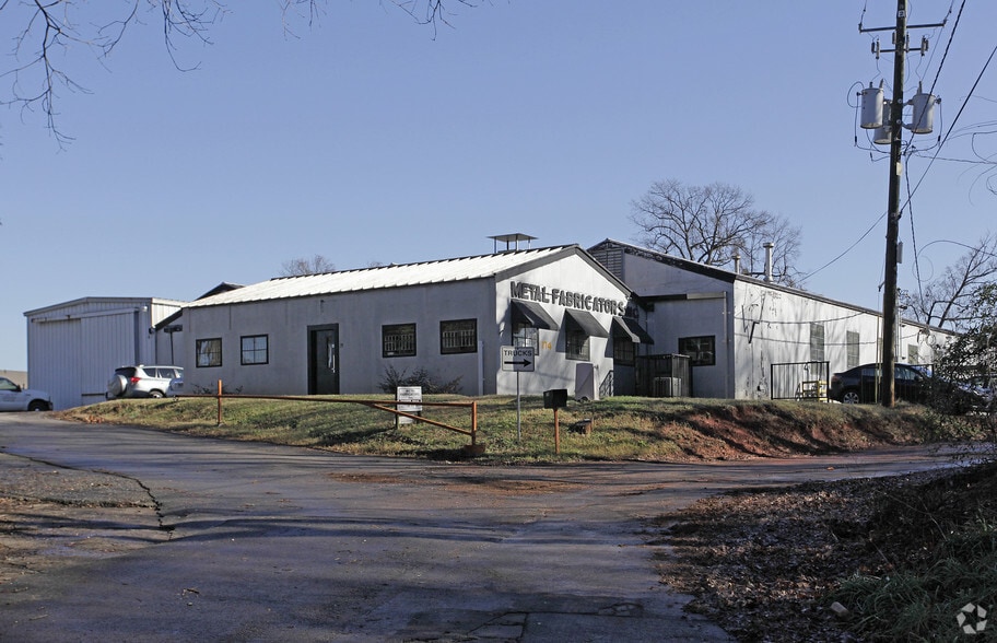 More Photos Of 1174 SE Mcdonald Dr, Atlanta Warehouse For Sale
