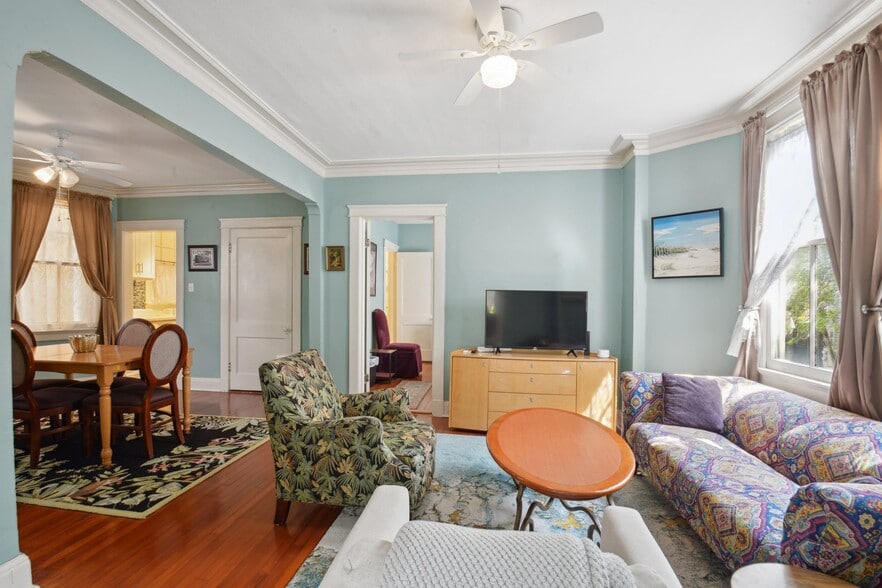 More Photos Of 1730 Prytania St, New Orleans Apartments For Sale