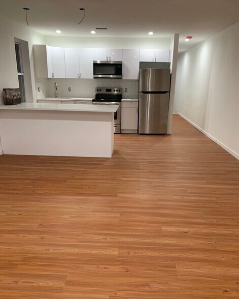 More Photos Of , Philadelphia Multifamily For Sale
