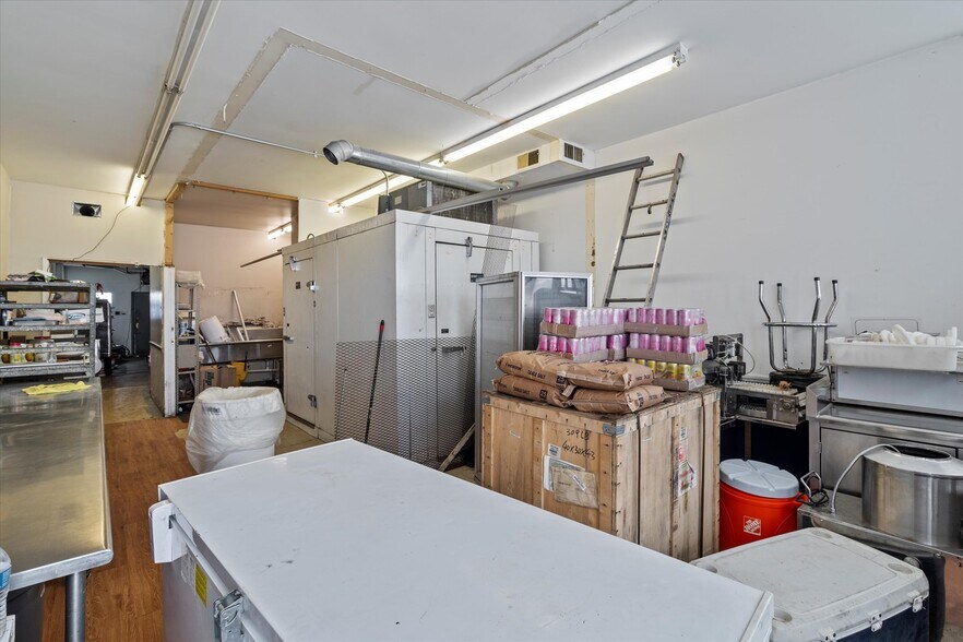 More Photos Of 5546 S Archer Ave, Chicago General Retail For Sale