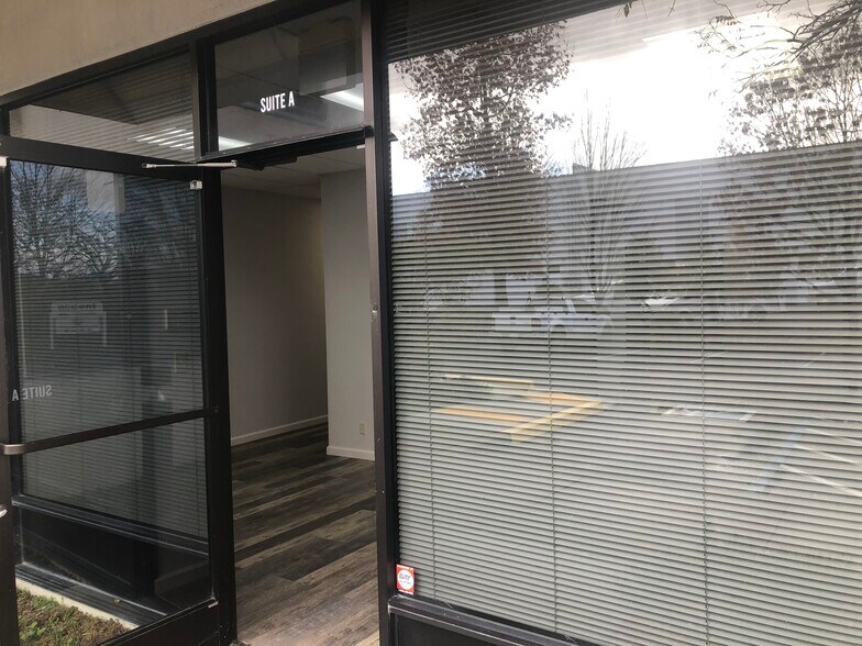 More Photos Of 5468 Skylane Blvd, Santa Rosa Research And Development For Lease
